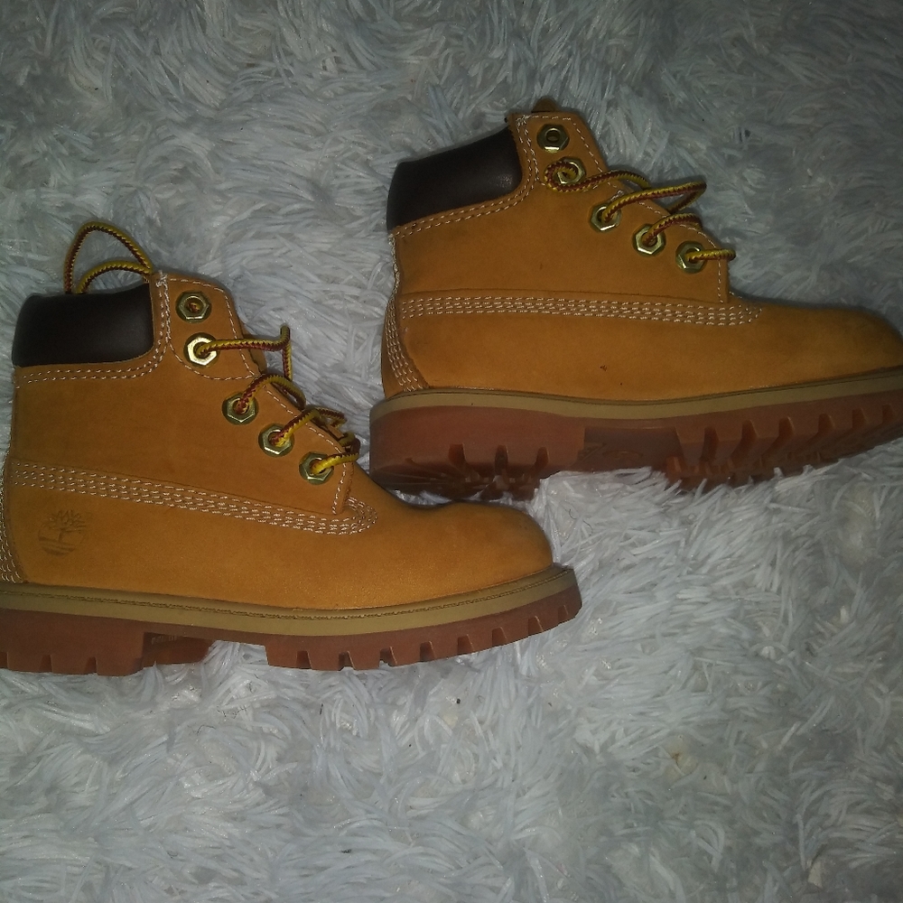 Tan timberlands boot